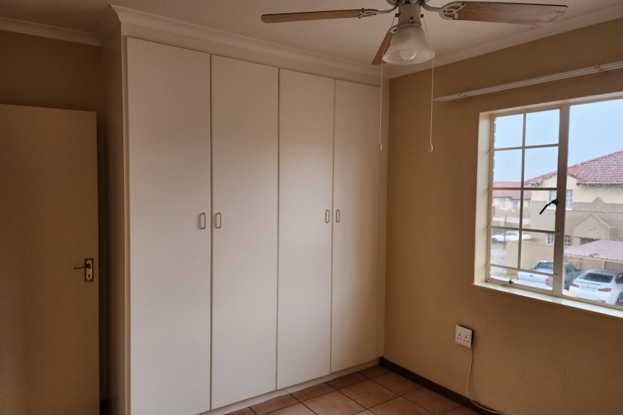 To Let 4 Bedroom Property for Rent in Cashan North West